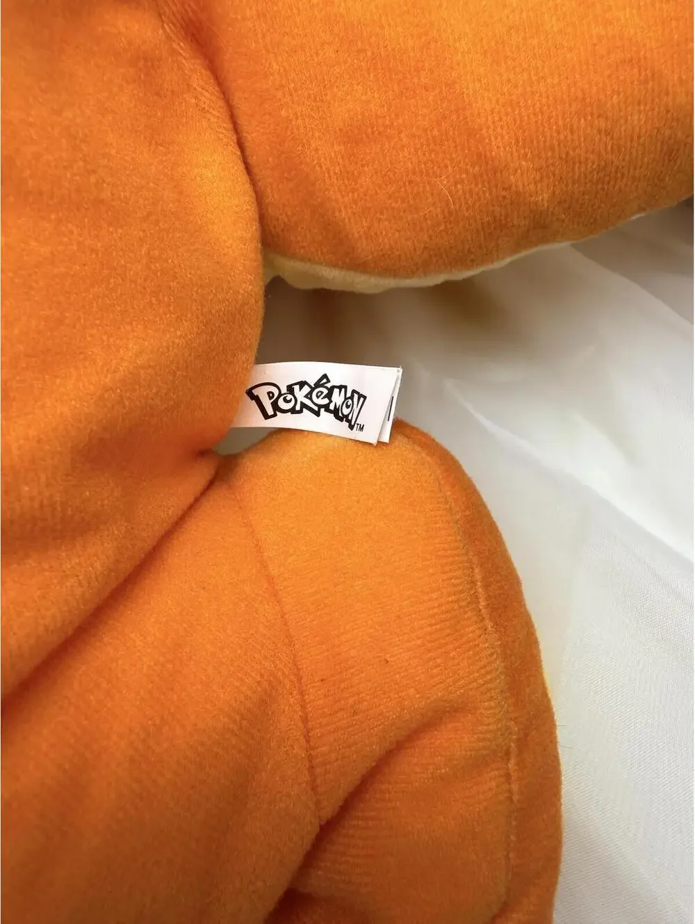 Pokémon Charmander Large Plush Toy 18.5” Tall 2018 Toy Factory